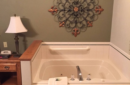 Ephraim Hotel | High Point Inn