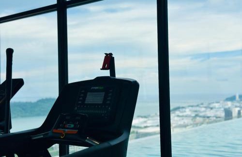 Kampung Sungai Nibong Wohnung | High Rise Haven 3BR Rooftop Pool Stylish Comfort 9pax