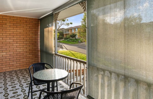 Macgregor Haus | High-Value 4Beds | Workspace | Near Mall & Highway