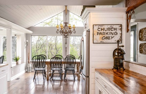 Twin Lakes Haus | Highland House - Heated Pool, Dock, Sleeps 23!