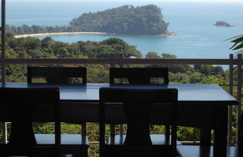 Quepos Eigentumswohnung | Blick auf den Nationalpark und die Bucht von Manuel Antonio