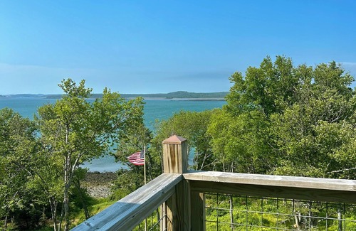 Lubec Hütte | HIGHTIDE! A waterfront downeast retreat adjacent to West Quoddy Head State Park