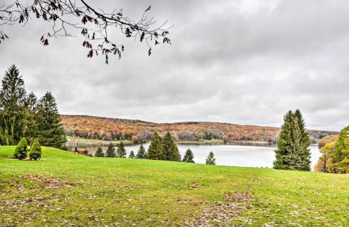 Terra Alta Haus | Hike, Ski and Raft Terra Alta Cabin with Large Deck