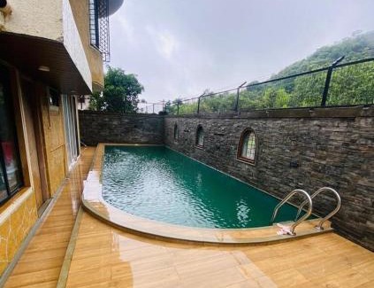 Kune N.m. Villa | Hill House Bungalow