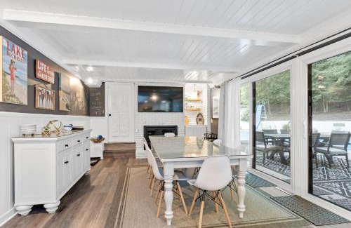 Grand Haven Haus | Hillside Cottage- Great Vacation Rental with Private Pool