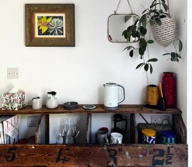 West Pennard Haus | Hillside Nook - Near Glastonbury & Wells