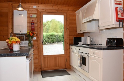 Rhayader Hütte | Hillside View