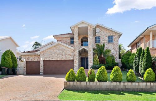 Shell Cove Haus | Hilltop Haven - Shell Cove