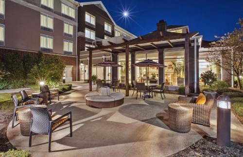North Canton Hotel | Hilton Garden Inn Akron-Canton Airport