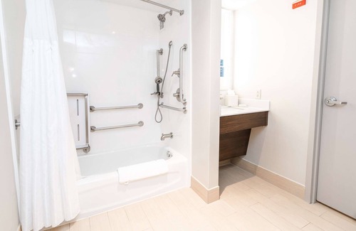 Fairfax Hotel | Hilton Garden Inn Fairfax