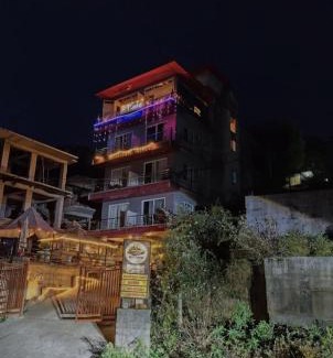Dharamshala Haus | Himalayan Musaafir Guest House & Restaurant