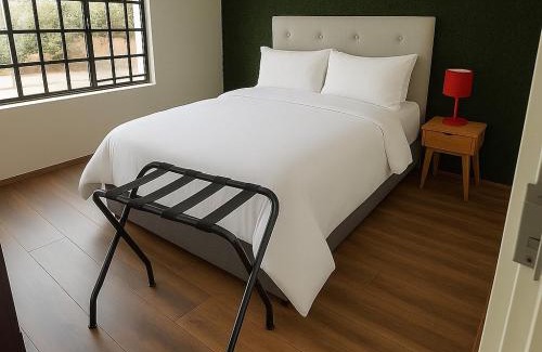 Zwartkop Haus | Hippo Zwartkop Suites