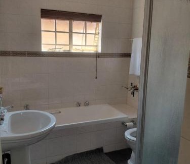 Zwartkop Haus | Hippo Zwartkop Suites