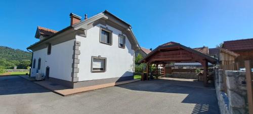 Planina Villa | Hisa Haasberg