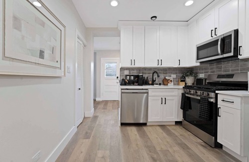 Lavergne Wohnung | Historic 5BR Berwyn Home with Modern Comforts