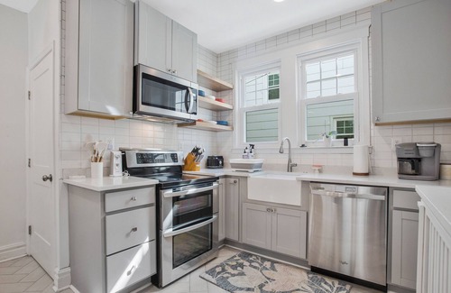 Annapolis Haus | Historic Annapolis Charmer <1Mile to NMC Stadium