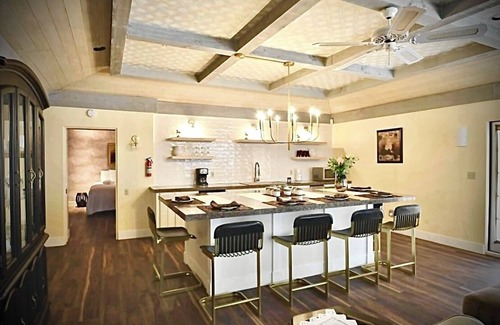 B-Bar-H Ranch Haus | Historic Mary Pickford Estate A1 - 30 minutes from Empire Polo Grounds