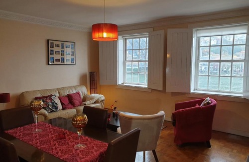 Sao Nicolau Wohnung | Historic Oporto Apartment at oporto UNESCO area, in front of Porto Wine caves
