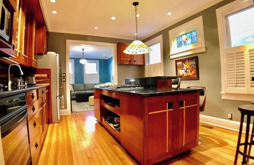 Historic District Haus | Eines von einer freundlichen Renovierung in der Mitte von allem - DIE BESTE LOCATION DOWNTOWN!