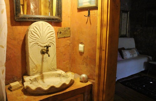 Ayvalik Haus | Historisches Steinhaus mit Garten und Blick in Cunda / Ayvalik