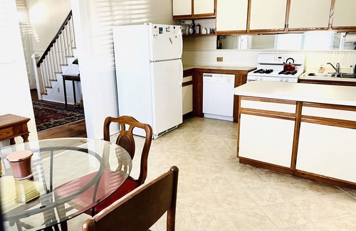 New Bern Wohnung | Historic Thomas McLin House Downtown, 2 blocks from Tryon Palace