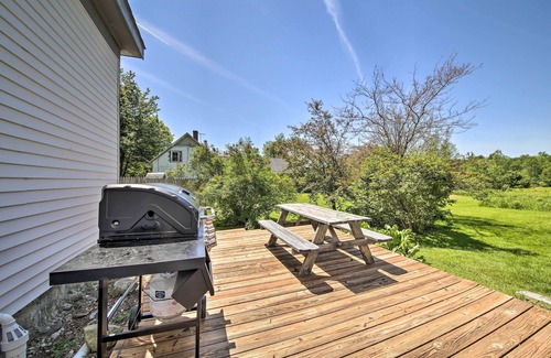 Waldoboro Haus | NEU! Historisches Waldoboro Haus - Renoviert mit Deck!