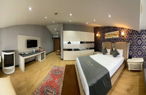 Cekmekoy Hotel | HMZ LUXURY ÇEKMEKÖY KONAKLAMA TESİSİ