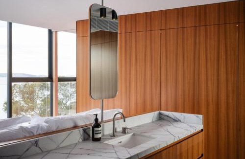 Battery Point Wohnung | 'Hobart' - Waterfront penthouse with private heated pool