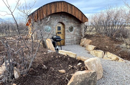 La Sal Villa | Hobbit Mountain Hideaway #2, Wolf Springs Ranch
