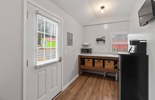 Auburn Kabine | Hocus pocus-Tiny House 9 miles from AUBURN AL & Jordan Hare Stadium