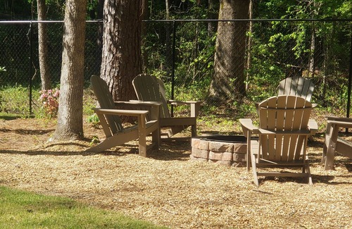 Auburn Kabine | Hocus pocus-Tiny House 9 miles from AUBURN AL & Jordan Hare Stadium