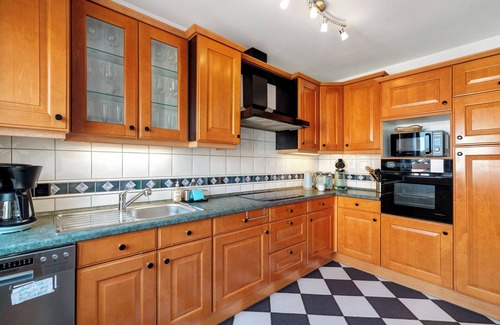 Neustadt-Geinsheim Wohnung | Ferienwohnung 'Am Storchennest' mit Balkon und WLAN