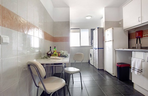 Canico Wohnung | Ferienwohnung 'Fénix Garajau' mit Meerblick, Balkon und WLAN