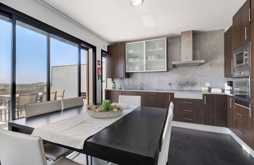 Apulia Wohnung | Ferienwohnung 'Sublime Mundo' mit Gemeinschaftspool, Balkon und WLAN