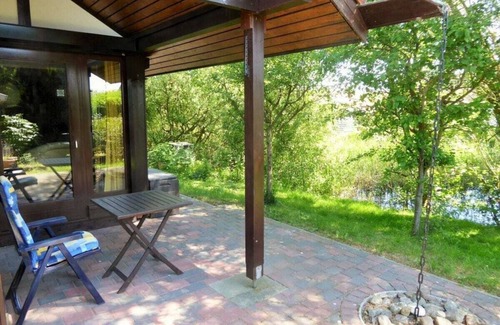 Hollern Haus | am Weiher Komfortable Ferienresidenz