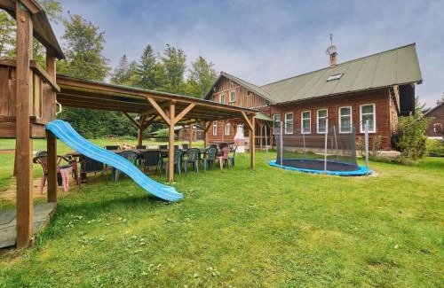 Janske Lazne Haus | Holiday Home Švýcarský dvůr by Interhome