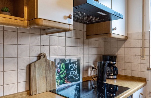 Bad Arolsen Wohnung | Ferienhaus 'Am Twistesee 1 Souterraint' mit Terrasse, Garten & WLAN