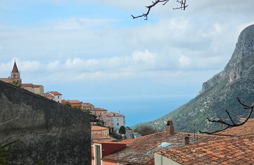 Maratea Haus | Ferienhaus 'Cappuccina' mit Bergblick