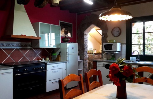 Trazo Haus | Ferienhaus 'Casa De Piñeiro Y Spa Opcional' mit Bergblick, privatem Pool und Wi-Fi