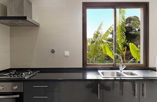 Gaula Haus | Ferienhaus "Casa T2" mit Meerblick, privater Terrasse und WLAN