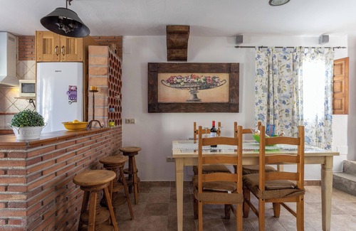 Frigiliana Haus | Ferienhaus "Fuente Luz Cottage" mit Bergblick, Pool, WLAN, Terrasse & Garten