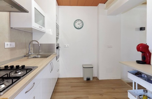 Cazorla Haus | Holiday Home 'La Casita Verde' with Mountain View, Wi-Fi and Air Conditioning