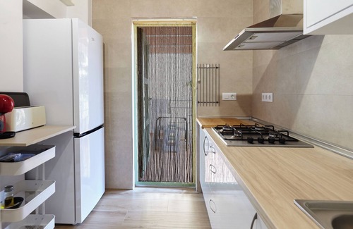 Cazorla Haus | Holiday Home 'La Casita Verde' with Mountain View, Wi-Fi and Air Conditioning