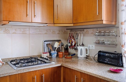 Calheta de Nesquim Haus | Holiday Home 'Adega Pedra Do Lagar' with Sea View, Private Terrace and Wi-Fi