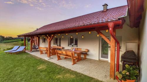 Strigova Haus | Holiday Home Rojko