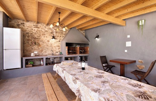 Fonte do Bispo Haus | Ferienhaus 'Silêncio' mit Bergblick, WLAN und Klimaanlage