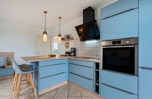 Nordstrand Haus | Ferienhaus 'Süderhafen' mit Meerblick, privater Terrasse und Wi-Fi