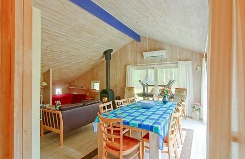 Dueodde Haus | Holiday Home Sylvia - 900m from the sea by Interhome
