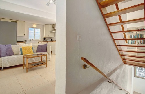 Jardim do Mar Haus | Ferienhaus 'The Yellow House' mit Meerblick, Balkon und Wi-Fi