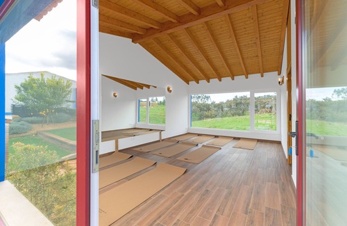 Sao Luis Wohnung | Ferienhaus 'Ti Vanda' mit Bergblick, Wi-Fi und Klimaanlage